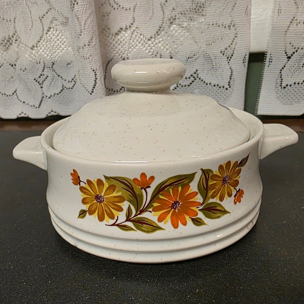 Capri Casserole Dish 6" Stoneware Retro 70s Floral, Bake Serve n Store, Japan